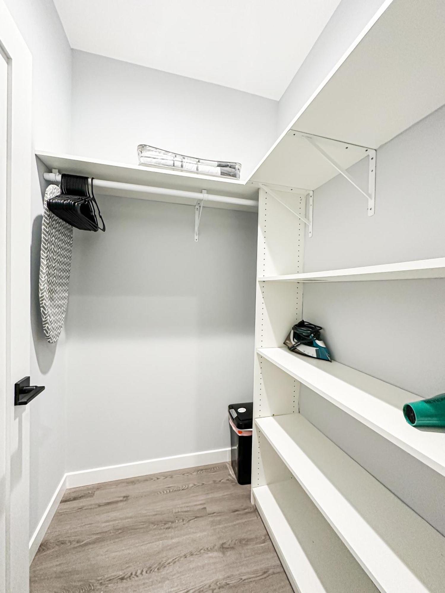 Hébergement de vacances Spacious 4br-4ba In Hollywood-ful2-ww *